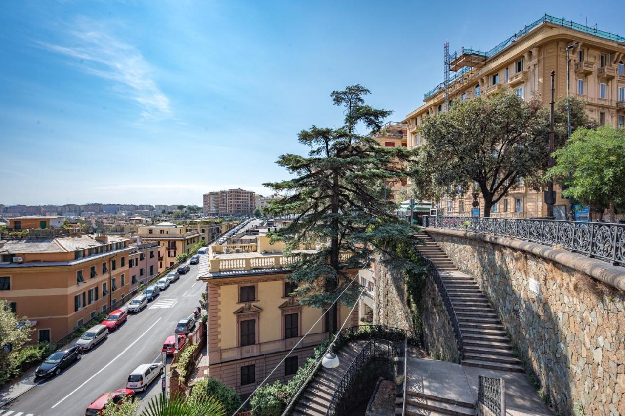 Ferienwohnung Joivy Penthouse Flat With Terrace Genua Exterior foto