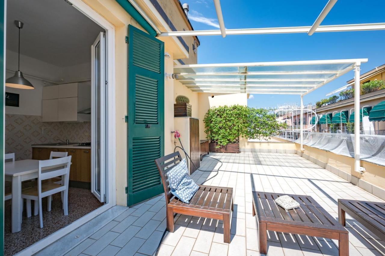 Ferienwohnung Joivy Penthouse Flat With Terrace Genua Exterior foto