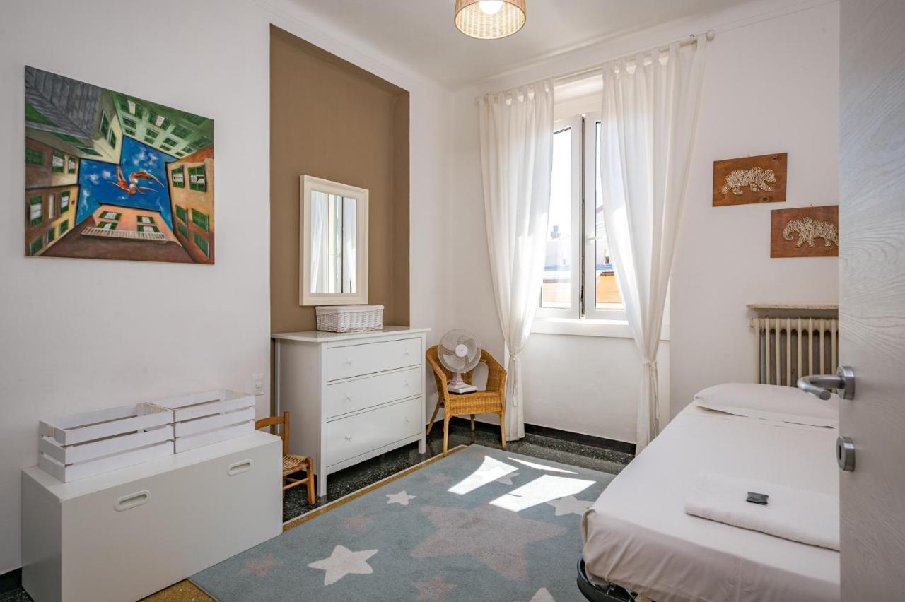 Ferienwohnung Joivy Penthouse Flat With Terrace Genua Exterior foto