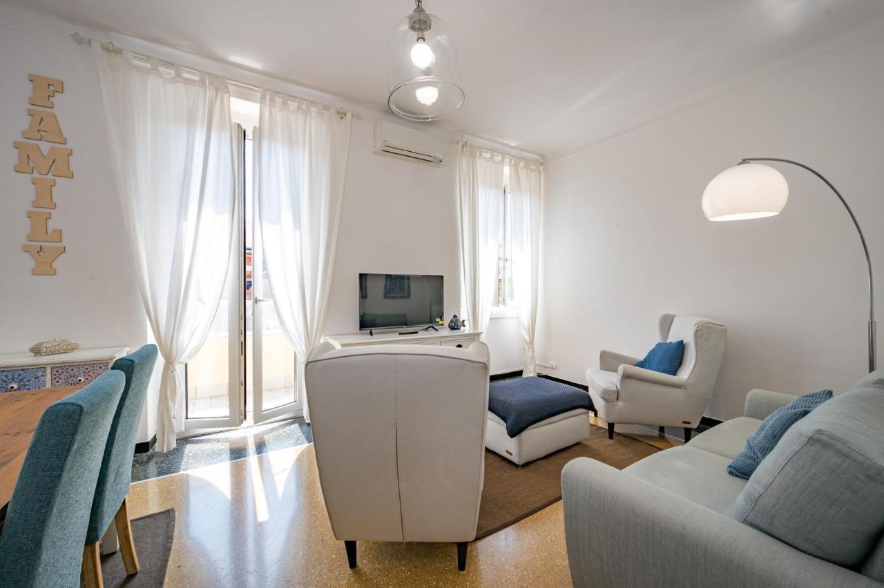 Ferienwohnung Joivy Penthouse Flat With Terrace Genua Exterior foto