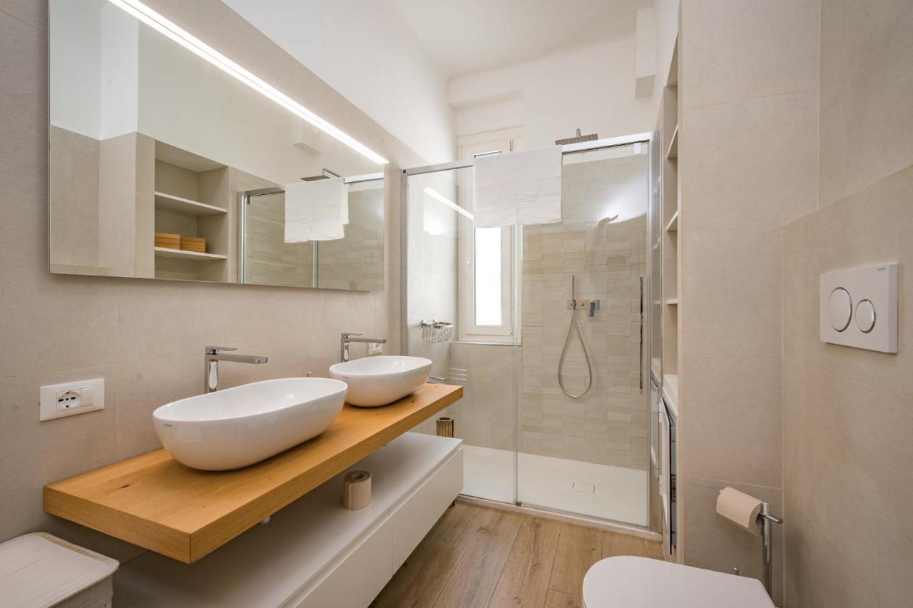 Ferienwohnung Joivy Penthouse Flat With Terrace Genua Exterior foto