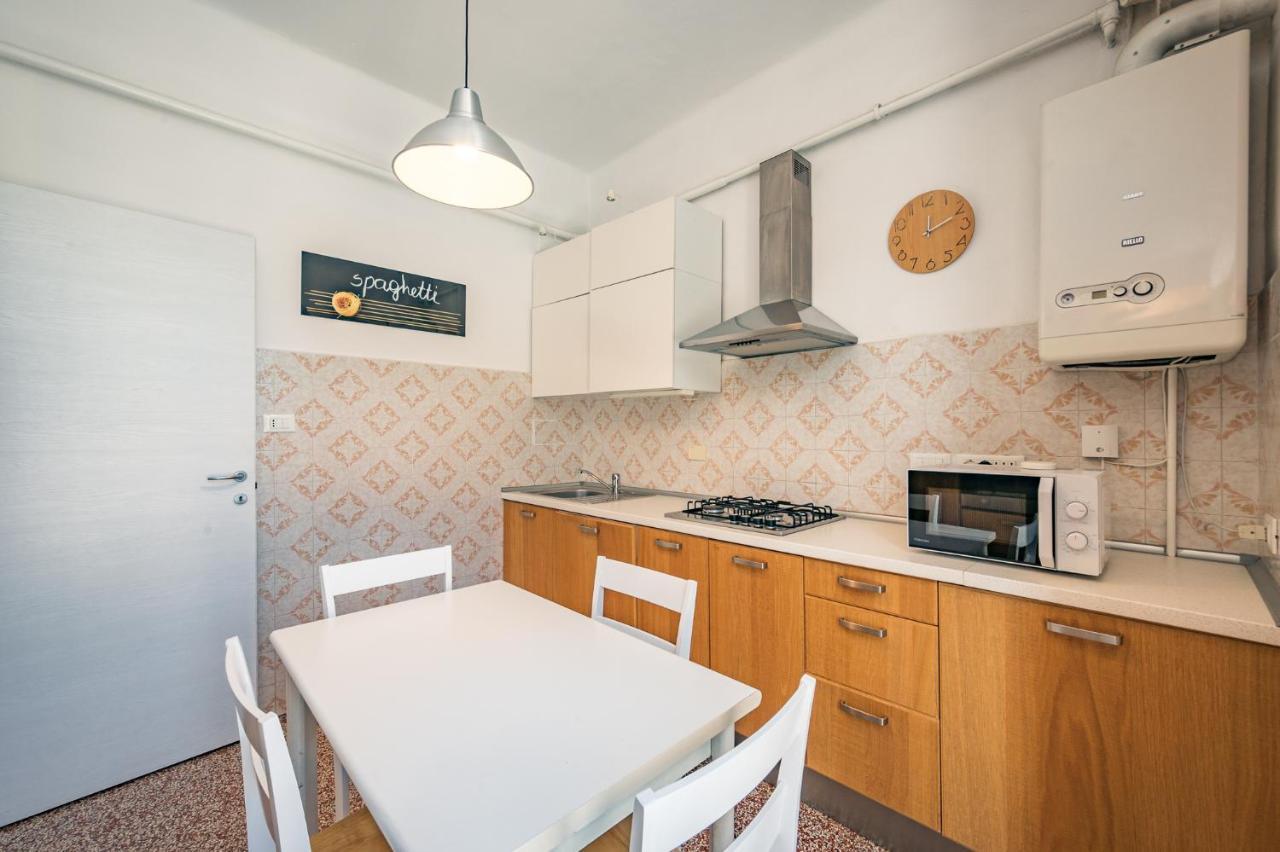 Ferienwohnung Joivy Penthouse Flat With Terrace Genua Exterior foto