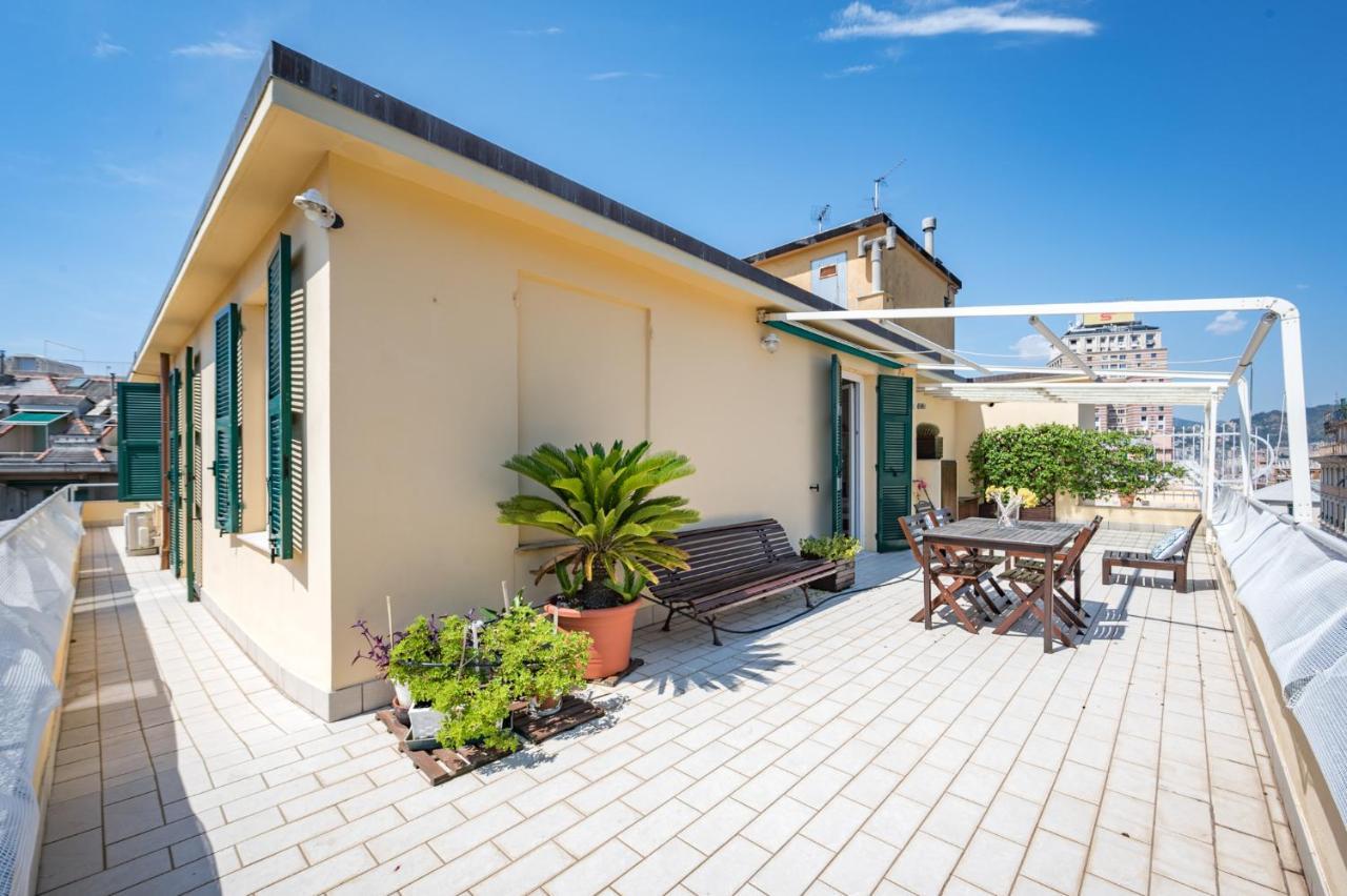 Ferienwohnung Joivy Penthouse Flat With Terrace Genua Exterior foto