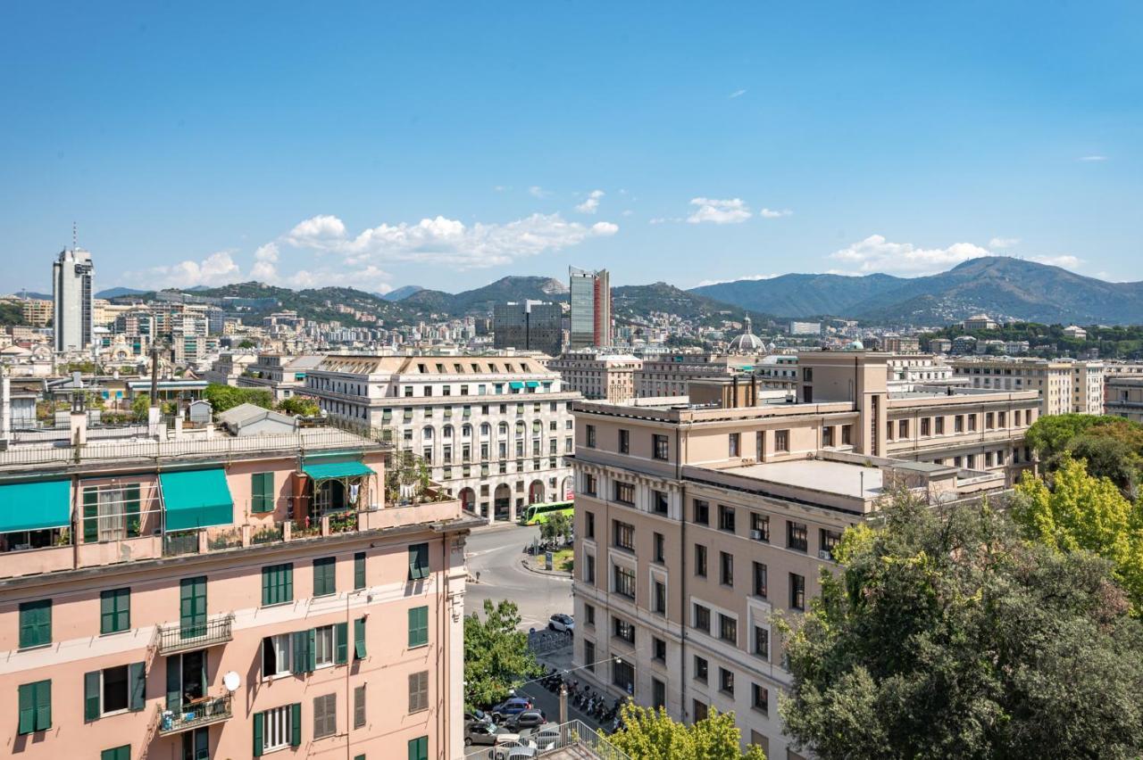 Ferienwohnung Joivy Penthouse Flat With Terrace Genua Exterior foto